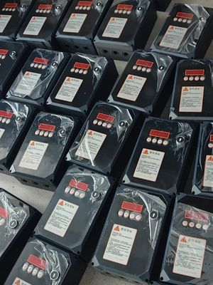 شراء أبواب المرآب القطاعية ذات الأداء الممتاز في الختم والعزل online manufacture