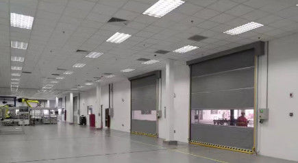 أبواب PVC القماشية ذاتية التأثير السريع الأبواب المتحركة الصناعية