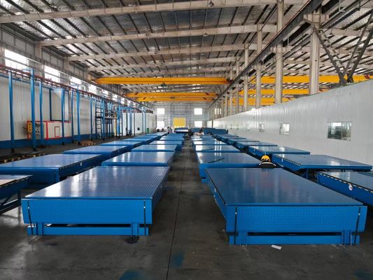 معيار ISO 9001 الدرج الهيدروليكي الرمادي 6800kg سقف الشاحنة