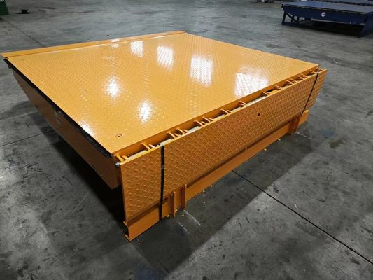 6800kg / 13600kg مستوى رصيف الهيدروليكي مستوى رصيف التحميل الميكانيكي